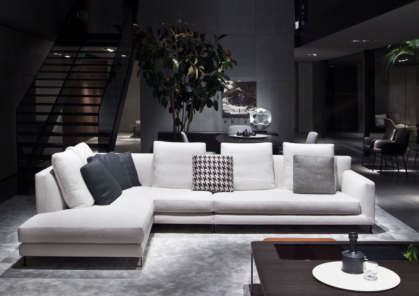 Sfera design Minotti soft furniture Allen