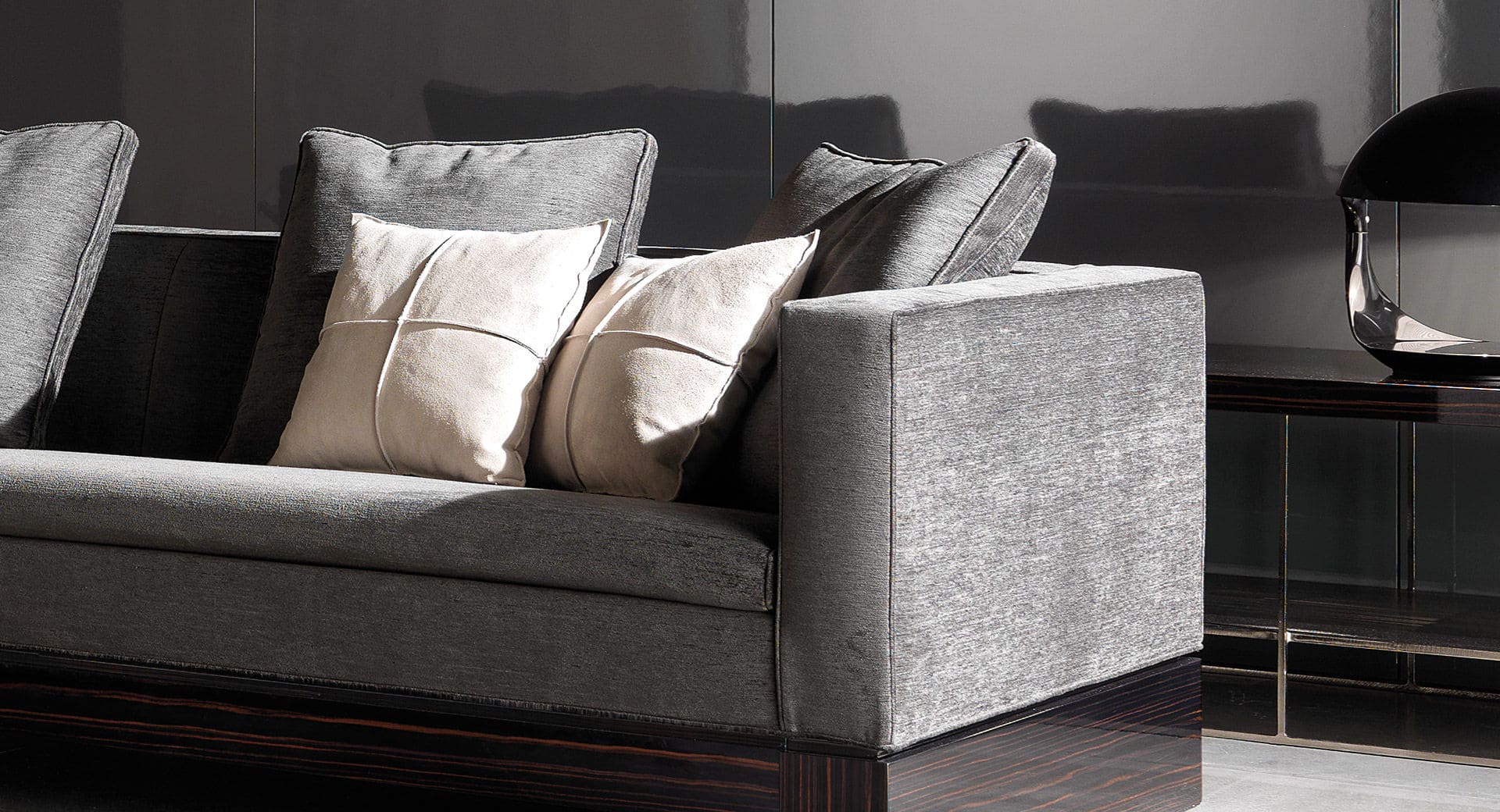 Sfera design Minotti accessories furniture Braque