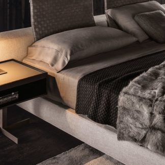 Sfera design Minotti accessories furniture Close Nightstand