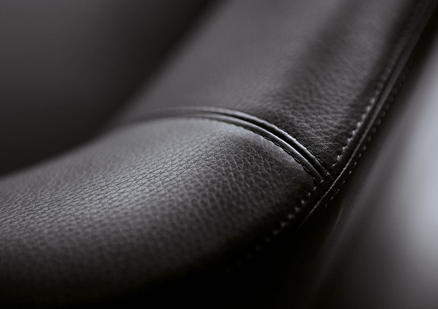 Sfera design Minotti soft furniture Creed Lounge sofa