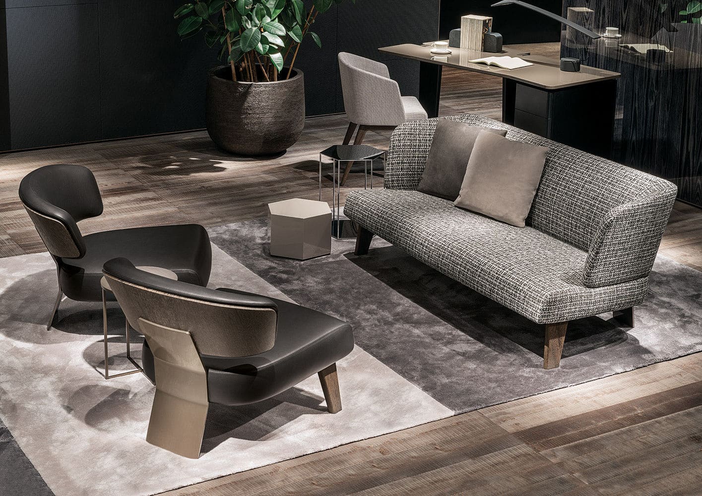 Sfera design Minotti soft furniture Creed Lounge sofa
