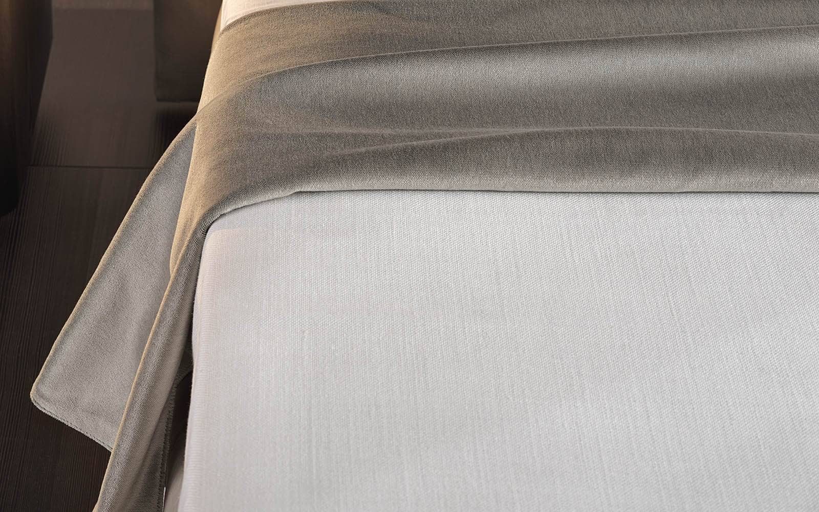 Sfera design Minotti bedroom furniture Curtis