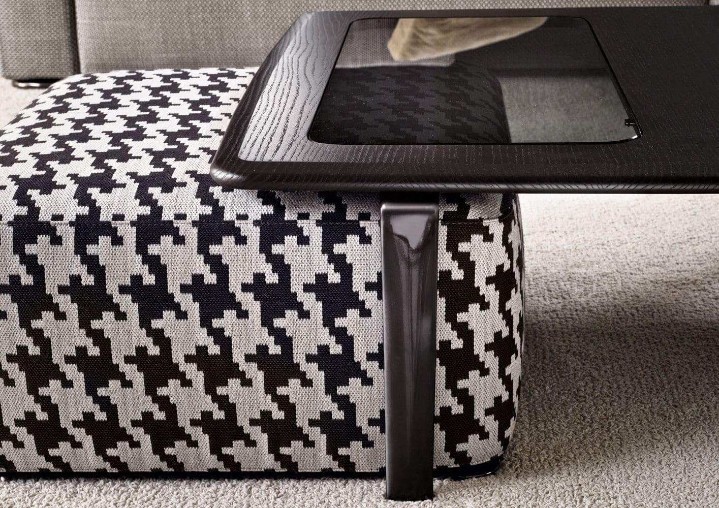 Sfera design Minotti accessories furniture Davis