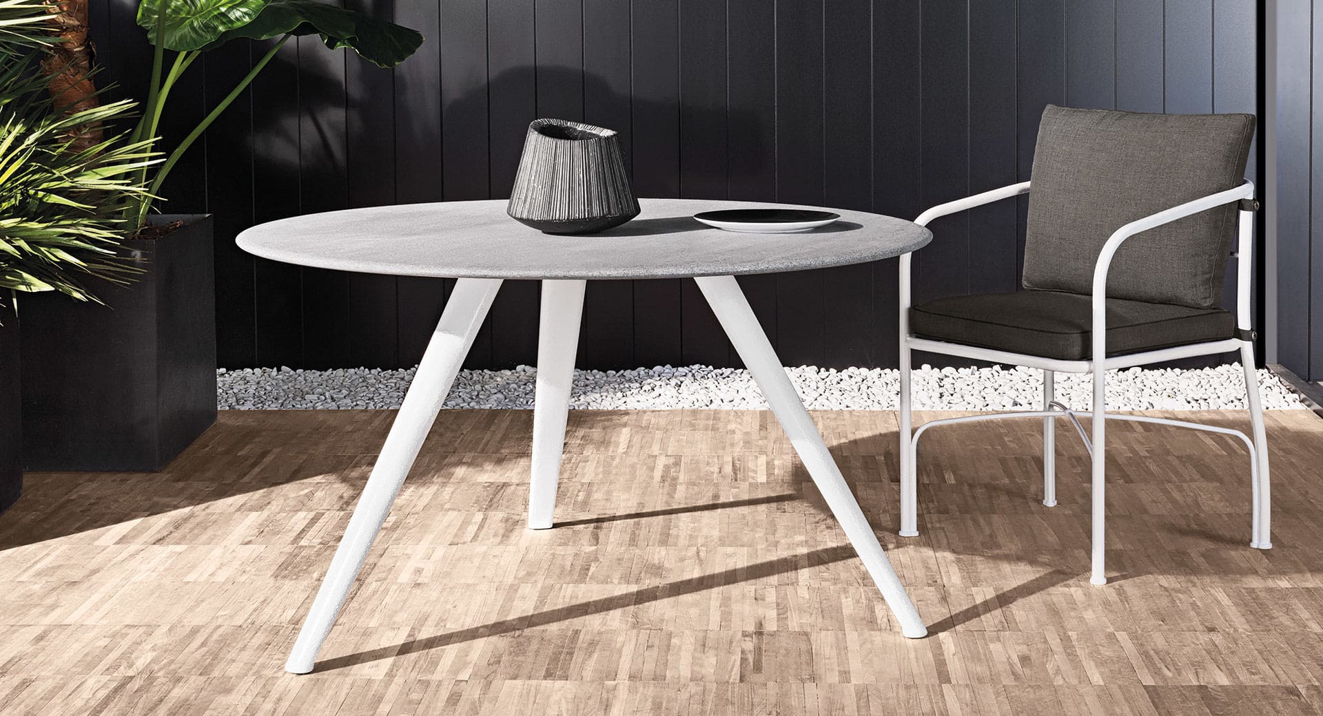 Sfera design Minotti canteen