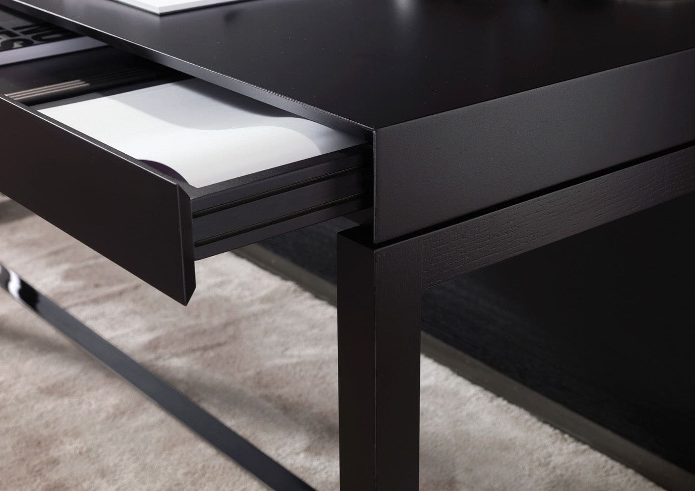 Sfera design Minotti office furniture Fulton Desk