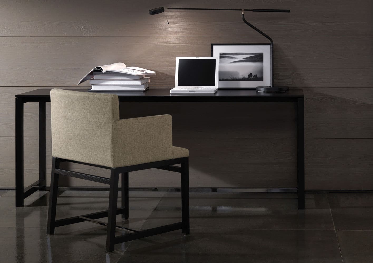 Sfera design Minotti office furniture Fulton Desk