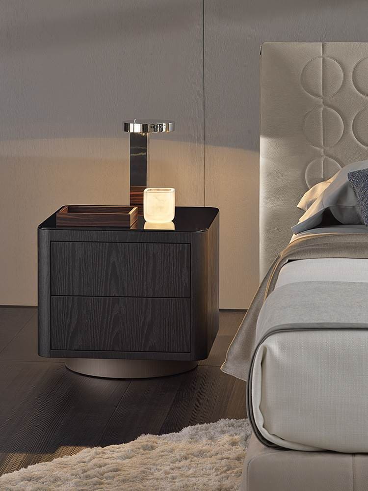 Sfera design Minotti accessories furniture Milton Nightstand