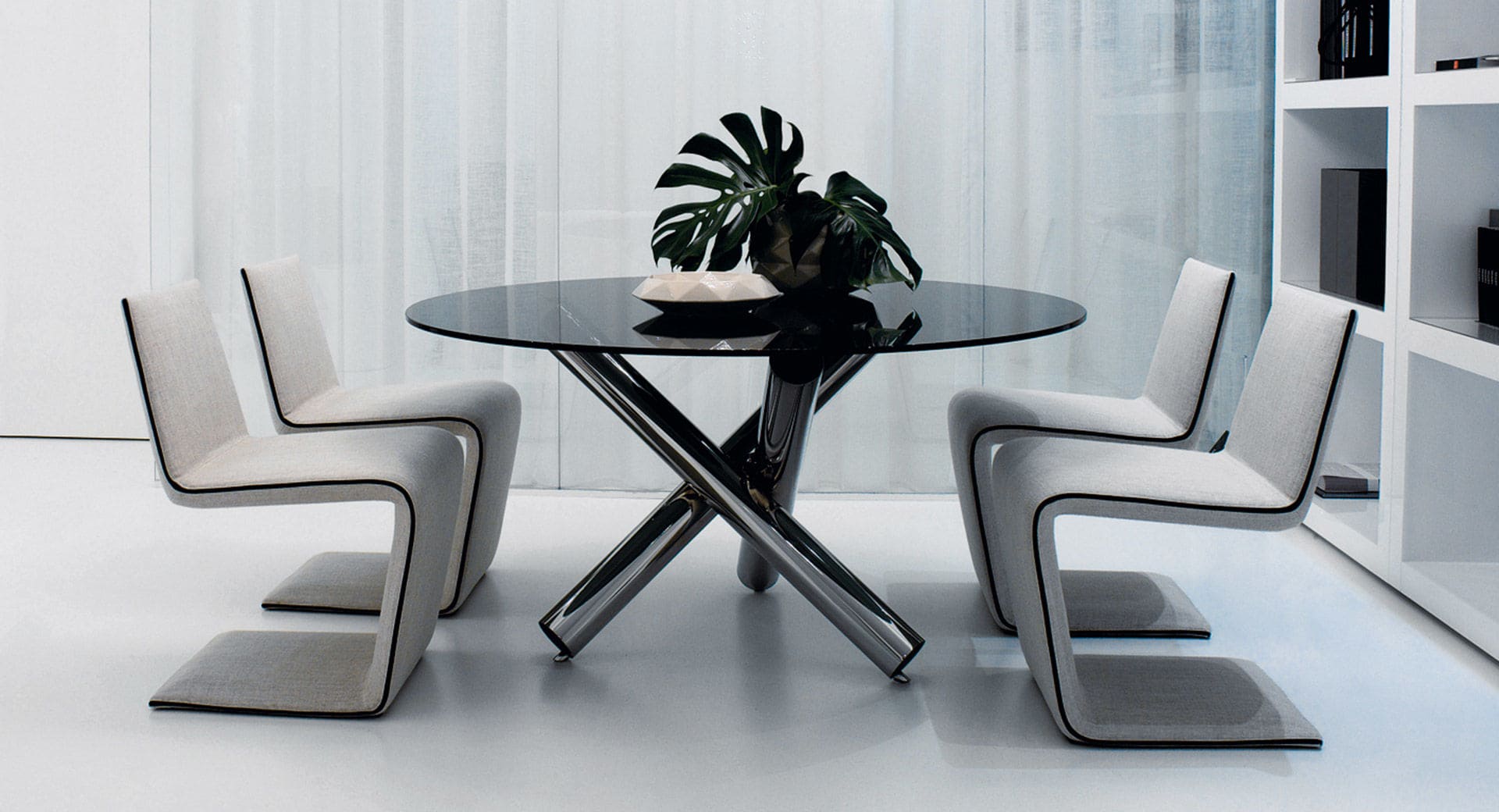 Sfera design Minotti canteen furniture Phillips