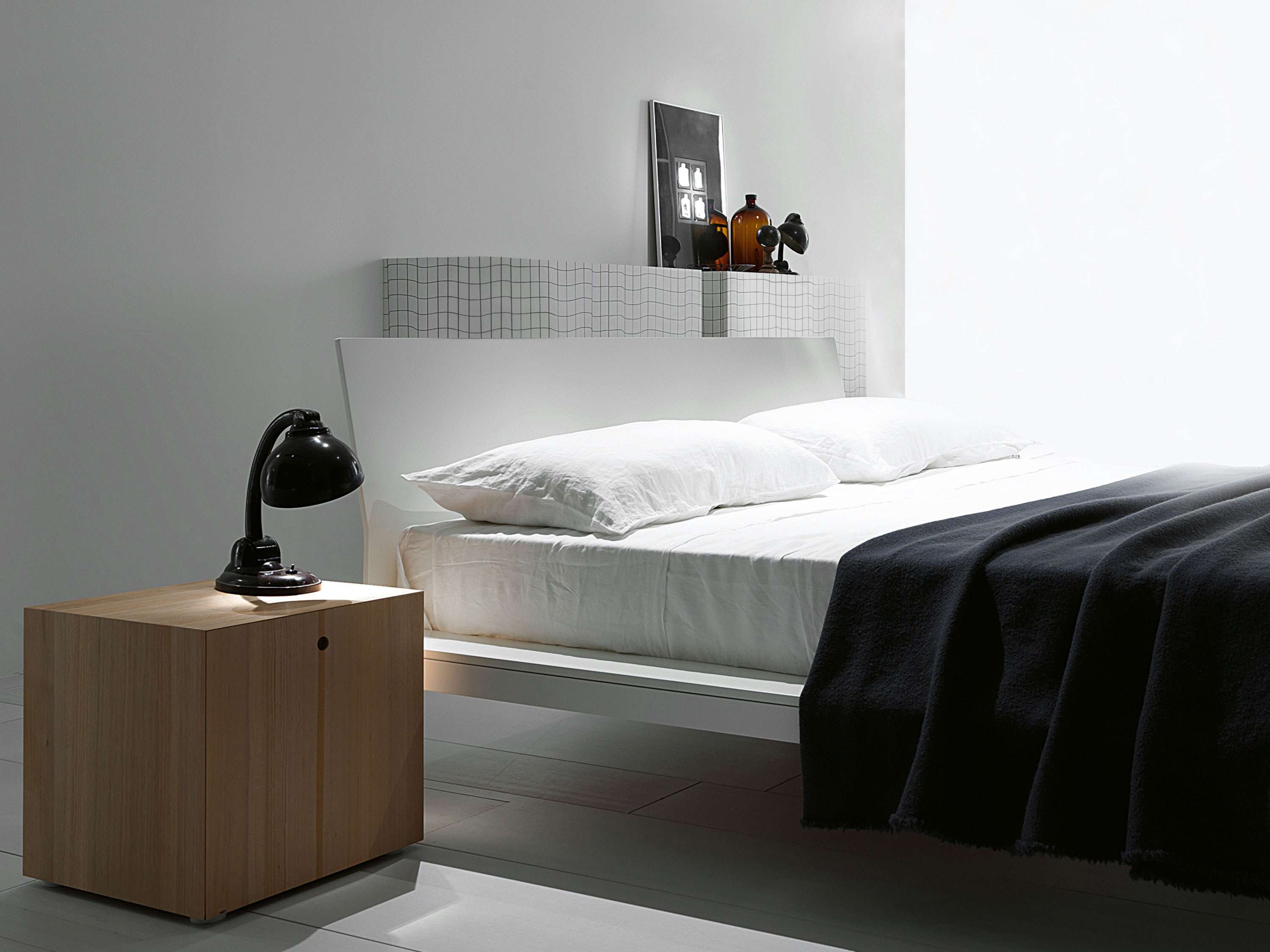 Sfera design porro furniture Comodino Offshore