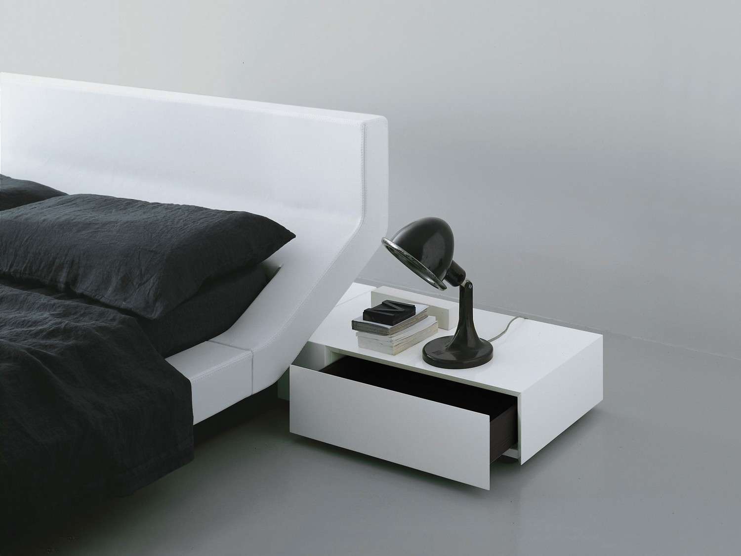 Sfera design porro furniture Lipla
